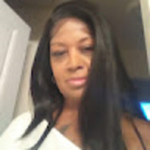 Meet your Posher, Valerie